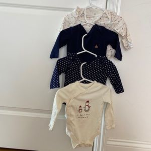 4 baby gap girls long sleeve body suits 100% cotton